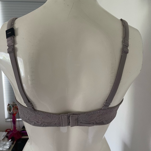 Victoria secret lace bra - Picture 2 of 3